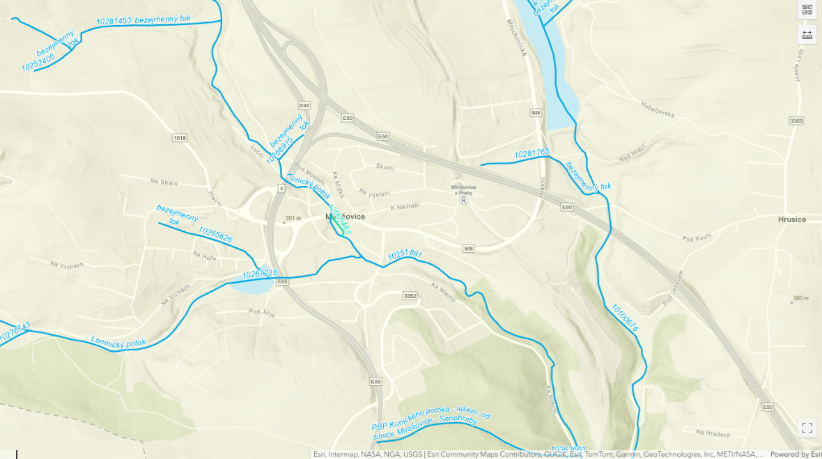 Mapa vodních toků v okolí Mirošovic